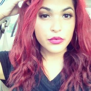 Meet your Posher, Sabrina